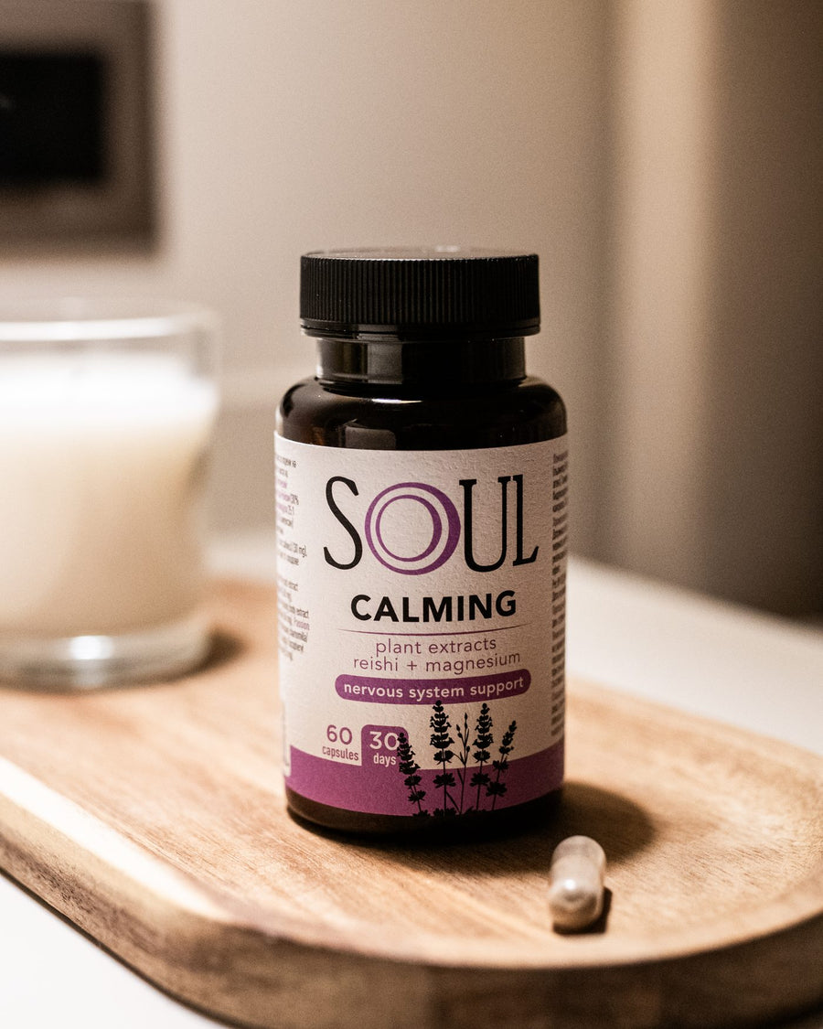 SOUL Calming на дървена дъска до свещ